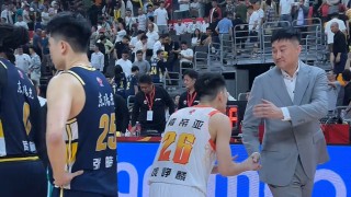 多多28-庞峥麟，为何向杜锋鞠了一躬？愿这样的镜头，在CBA多一点！