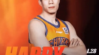 多多28中国官网-上海男篮社媒发文为张镇麟庆生：希望你继续为热爱奔赴